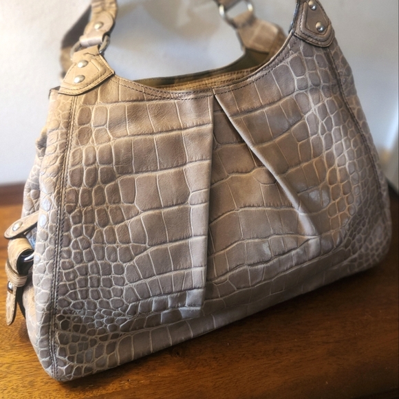 Coach | Maggie Crocodile Embossed Madison Handbag - Picture 2 of 9
